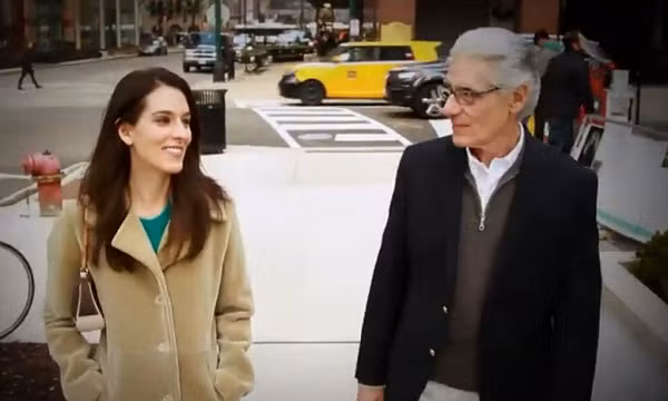 Amy đã chia sẻ về liệu pháp đã thay đổi cuộc đời cô trên show truyền hình Super Soul Sunday của Oprah Winfrey. Vào thời điểm đó, cô đang là tình nguyện viên tại một bệnh viện, tình cờ khi ấy cha cô đang tổ chức một buổi hội thảo tâm linh mang tên “Nhớ lại kiếp trước”.