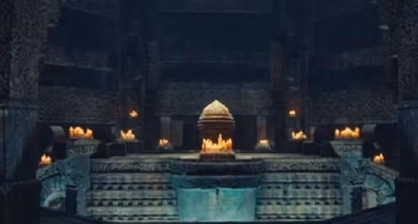 Nhưng nhiều đoàn khảo cổ vẫn tiến hành khai quật các kim tự tháp. Kết cục thì những chuyên gia trong đoàn không ai tránh khỏi kết cục bi thảm như tự sát, tâm thần…và chết không rõ nguyên nhân.