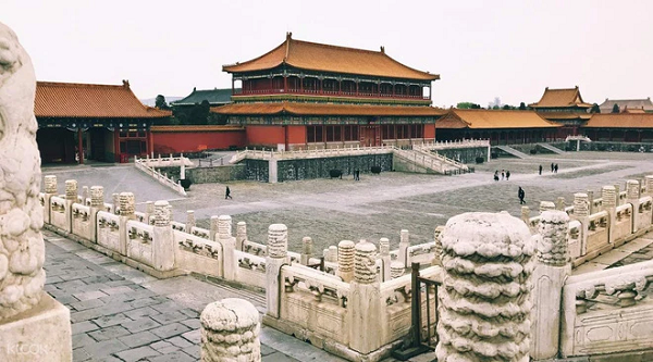 Tất cả những nét bút tích này đã tạo nên cho đá Tạo Vân một giá trị nghệ thuật, lịch sử không thể đo đếm. Khối đá này đã được công nhận là bảo vật cần được bảo vệ của Ban Quản lý Di tích Quốc gia.