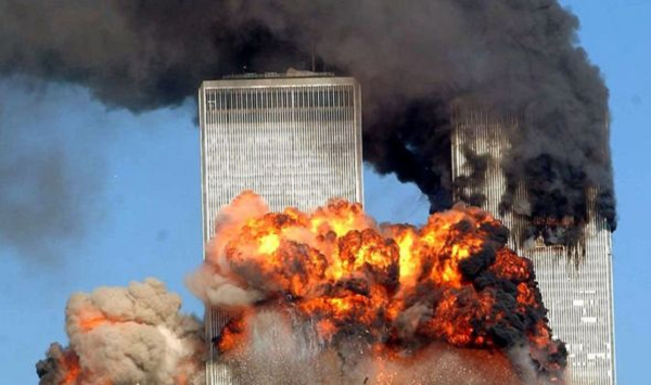 Buổi sáng ngày 9/11/2001, ông Barrett Naylor ở Mỹ gặp linh cảm mãnh liệt về chuyện không may mắn tương tự và cũng nghĩ mình nên trở về nhà. Khi gọi điện đến công ty ông cũng nhắc lại chuyện linh cảm này trước đây với đồng nghiệp, thế rồi sau khi trở về nhà ông xem được tin tức xảy ra vụ khủng bố 911 và không dám tin mình có thể thoát được tai nạn khủng khiếp này.