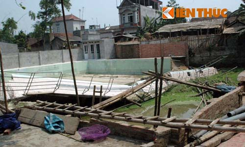 Ky uc kinh hoang vu sap be boi, mọt trẻ tu vong-Hinh-3