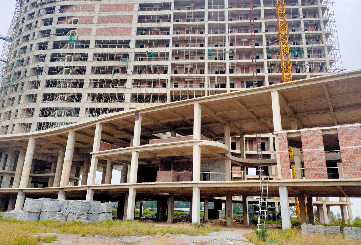 Pullman Quang Binh cham tien do: Nang luc CDT Du lich Ha Noi - Quang Binh sao?