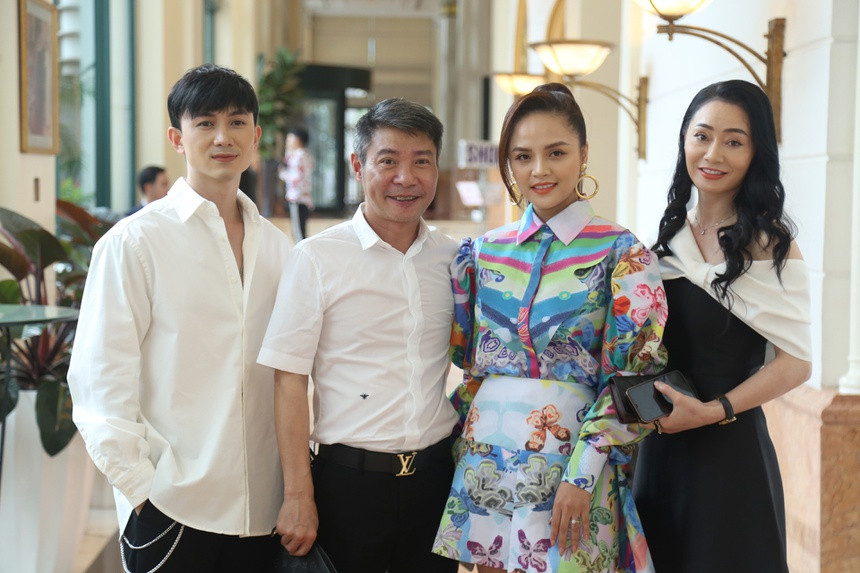 Thu Quynh bat mi cat-xe 200 nghin dong va viec chia tay ban trai-Hinh-2