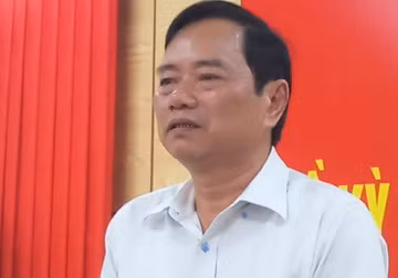 Lam ro viec giam doc so ky 8 quyet dinh tuyen dung truoc ngay nghi huu