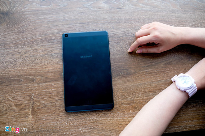 Galaxy Tab A 8.0 là model mới nhất của dòng Tab, lên kệ tại Việt Nam vào đầu tháng 7 với giá 3,7 triệu đồng.