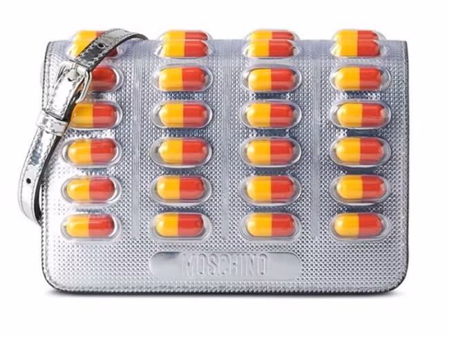 Moschino bi chi trich vi BST lay y tuong tu duoc pham-Hinh-3