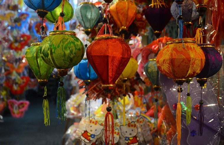 TPHCM: Pho long den Trung thu ruc sang-Hinh-3