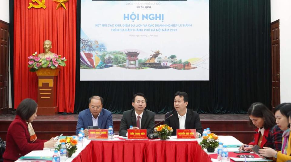 Ha Noi: Phat huy tiem nang cac diem den, thu hut du khach