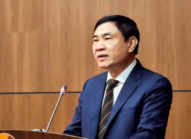 Trước đó, ông Trần Quốc Cường giữ chức Phó trưởng Ban Nội chính Trung ương. Ông Cường đảm nhiệm chức vụ Bí thư Tỉnh ủy Điện Biên thay ông Nguyễn Văn Thắng đã được điều động, phân công, bổ nhiệm giữ chức Bộ trưởng Bộ Giao thông Vận tải. 