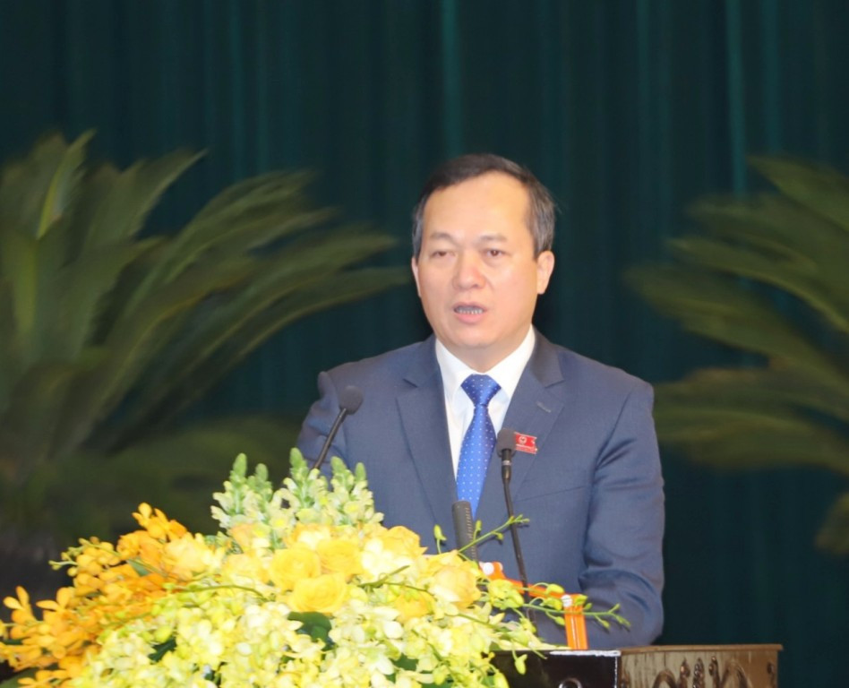 Ủy ban Kiểm tra Trung ương đã quyết định thi hành kỷ luật cảnh cáo với các ông: Trịnh Hữu Hùng, Tỉnh ủy viên, Bí thư Đảng ủy, Giám đốc Sở Y tế tỉnh Thanh Hóa;