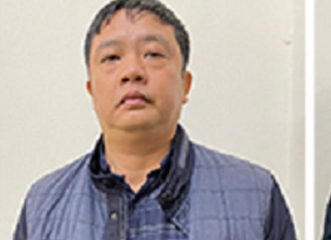 Vũ Hồng Quang (45 tuổi) - Phó Trưởng phòng vận tải Hàng không, Cục Hàng không Việt Nam, Bộ Giao thông Vận tải bị khởi tố ngày 3/12.