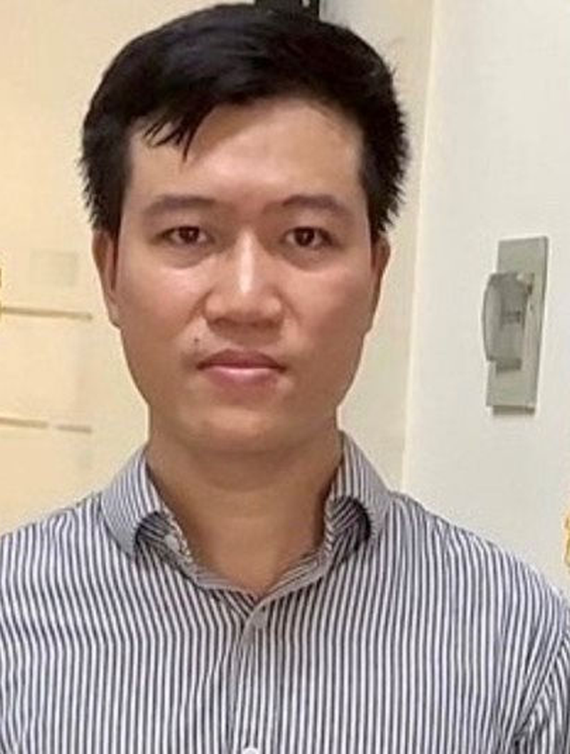 Bị can Bùi Huy Hoàng (sinh năm 1988 tại Hải Dương, hiện là cán bộ Cục Y tế dự phòng Bộ Y tế) về tội “Lừa đảo chiếm đoạt tài sản” quy định tại Điều 174 Bộ luật Hình sự.