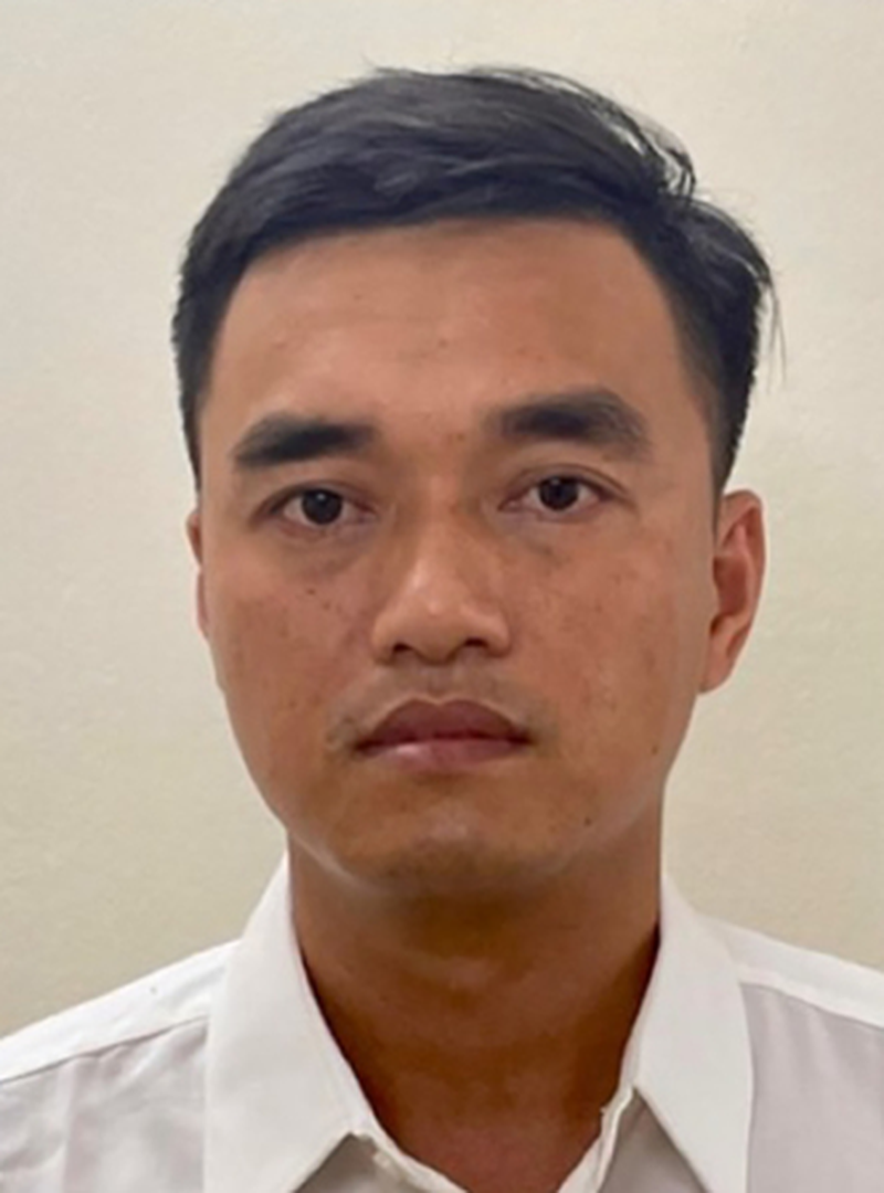 Vũ Sỹ Cường (sinh năm 1986) - nguyên Cán bộ Cục Quản lý xuất nhập cảnh Bộ Công an);