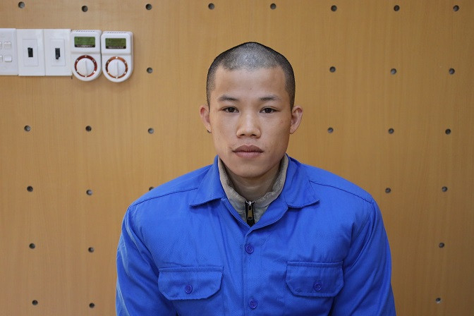 Khoảng 20h ngày 15/12, tại rìa đường thôn An Xá, xã Quốc Tuấn (huyện Nam Sách), tổ tuần tra của Công an huyện Nam Sách phát hiện, bắt quả tang Lò Văn Tươi đang tàng trữ trái phép 1 gói heroin (trọng lượng 0.17g) và 8,51kg pháo nổ. Tươi khai nhận tàng trữ ma túy để bản thân sử dụng và vận chuyển thuê số pháo trên từ Bắc Ninh về Hải Dương. Lò Văn Tươi là đối tượng nghiện ma túy, từng có 1 tiền án về tội Trộm cắp tài sản. 