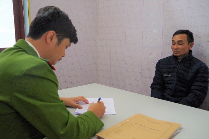 Hải Dương: Thản nhiên chở 32 kg thuốc nổ trên quốc lộ…đi bán - Hình 3 Hai Duong: Than nhien cho 32 kg thuoc no tren quoc lo…di ban-Hinh-3