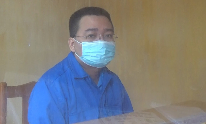  Tội giả mạo trong công tác tại Hải Dương, TP HCM và một số tỉnh khác: Ngày 15/6/2022, Cơ quan An ninh điều tra Công an tỉnh Hải Dương tiến hành khởi tố vụ án, khởi tố bị can về tội “Giả mạo trong công tác” đối với 11 bị can, đến nay, số bị can bị khởi tố 40 đối tượng. Các đối tượng này trong đường dây cấp, bán các chứng chỉ nghề, thẻ an toàn lao động không qua huấn luyện, đào tạo, sát hạch có quy mô lớn nhất từ trước đến nay, thu giữ hàng chục nghìn chứng chỉ khống…do Mai Ngọc Vinh (SN 1990, trú tại quận 12, TPHCM) cầm đầu.