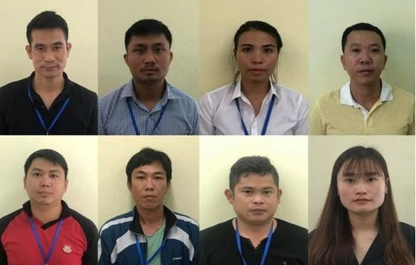 Các bị cáo Võ Thị Thanh Mai (SN 1987, Giám đốc Công ty CP Alibaba Law Firm, vợ Luyện), Nguyễn Thái Lực (SN 1999, Trợ lý Chủ tịch HĐQT Công ty Alibaba, em ruột Luyện) bị truy tố về 2 tội “lừa đảo chiếm đoạt tài sản” và rửa tiền”. Bị cáo Huỳnh Thị Kim Thắng (SN 1995, nhân viên kế toán Công ty Alibaba) bị truy tố tội “rửa tiền”.