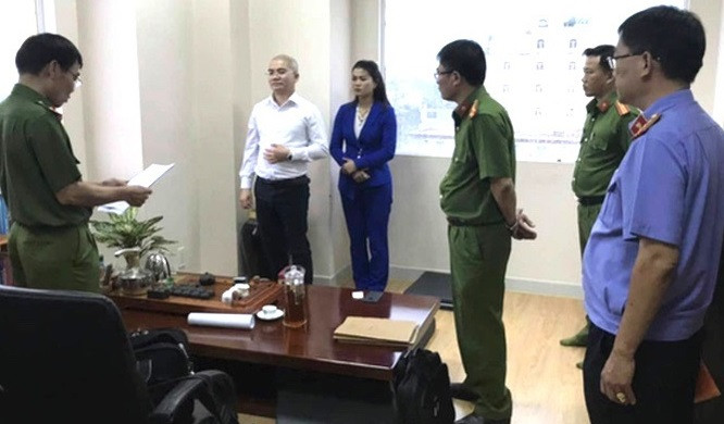 Cụ thể, Dự kiến HĐXX sẽ xét hỏi từ ngày 13/12 đến ngày 15/12/2022 đối với 1.418 bị hại tại 8 dự án: Alibaba Phước Bình Central Park (104 người); Alibaba Phước Bình Central Park 2 (19 người); Alibaba Phước Thái Capital (5 người); Alibaba Long Phước Industry (114 người); Alibaba Phú Mỹ Central City (196 người); Alibaba Phú Mỹ Central City 2 (3 người); Ali Venice City (952 người); Alibaba Phú Mỹ Center City (25 người).