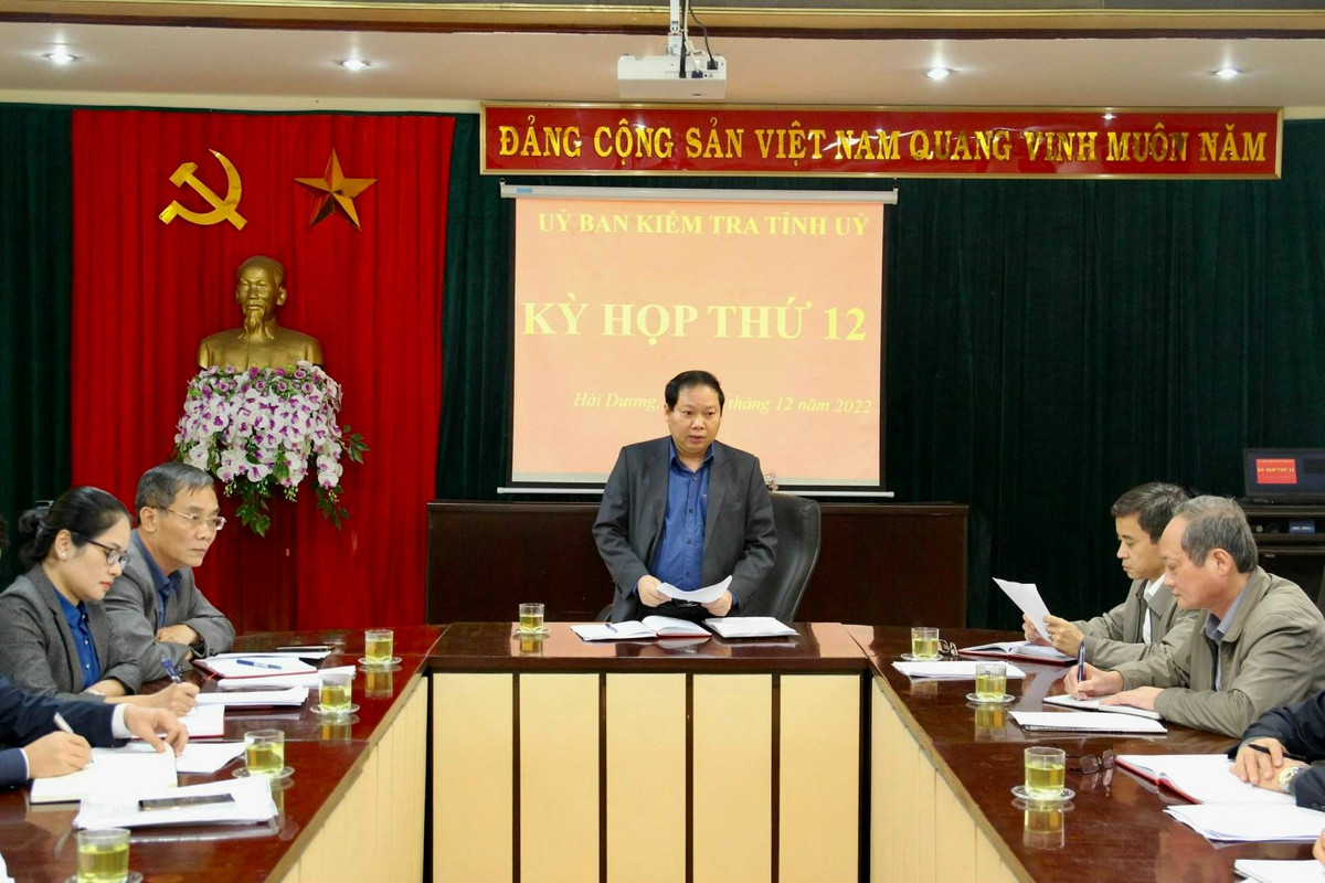 Xem xét kỷ luật PGĐ Công ty TNHH MTV Điện lực Hải Dương Xem xet ky luat PGD Cong ty TNHH MTV Dien luc Hai Duong