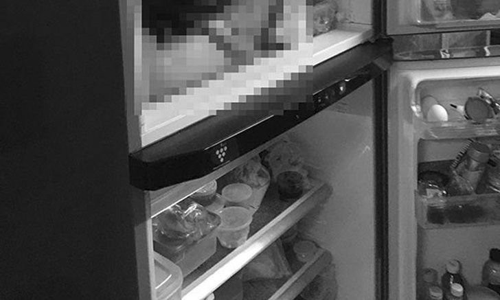 Ông Pol Maj Gen Chokchai Ngamwong, trưởng phòng cảnh sát đô thị phân khu 9 cho biết, nạn nhân là một phụ nữ 42 tuổi. Nghi phạm vụ án này chính là cậu con trai 20 tuổi của nạn nhân. Thanh niên này đã tự lấy súng bắn vào đầu mình và tử vong sau khi gây án. Ảnh: TVF.