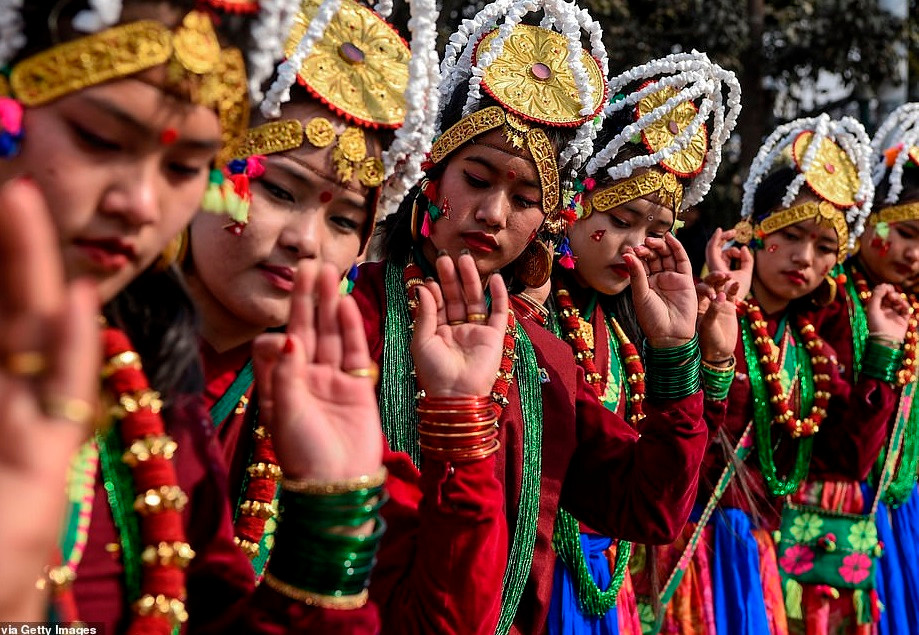 Cuoc song nguoi dan khap the gioi truoc them nam moi 2020-Hinh-5