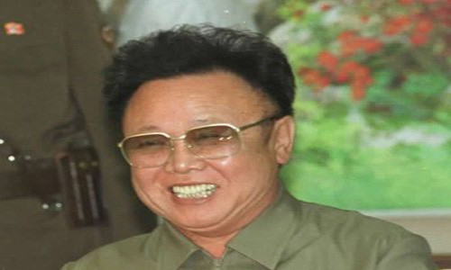 Sau khi Chủ tịch Kim Jong-il (ảnh) qua đời ngày 17/12/2011, ông Kim Jong-un trở thành nhà lãnh đạo tối cao của Triều Tiên. Ảnh: BI.