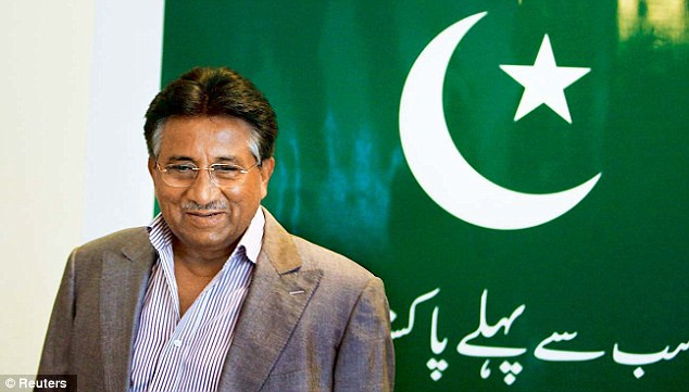 Tuy nhiên, ông buộc phải từ chức vào năm 2008 do các đảng đối lập đòi luận tội ông trước Quốc hội. Từ đó, ông sống lưu vong tại Dubai và Anh. Ảnh: Reuters.