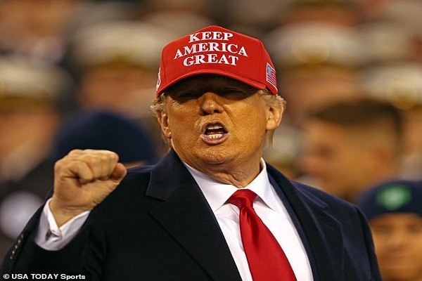 Ngac nhien so nguoi My muon Tong thong Trump bi luan toi, phe truat