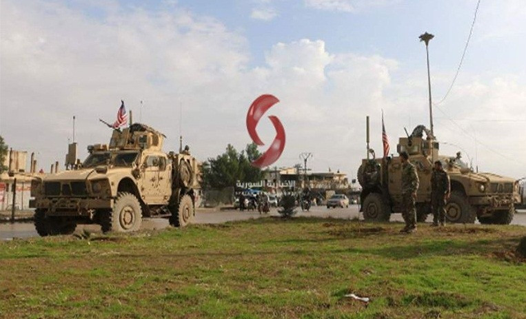 Theo AMN, Mỹ liên tục cung cấp viện trợ cho lực lượng SDF ở tỉnh Deir Ezzor vì họ đang tiến hành các hoạt động nhằm xóa sổ những phần tử khủng bố IS còn ẩn náu trong khu vực này. Ảnh: AS.