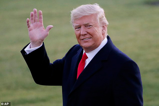 Được biết, Tổng thống Trump và gia đình ông không có mặt tại khu nghỉ dưỡng này vào thời gian xảy ra vụ việc. Họ dự kiến sẽ đến Mar-a-Lago vào cuối tuần cho kỳ nghỉ Giáng sinh và năm mới. Ảnh: AP.