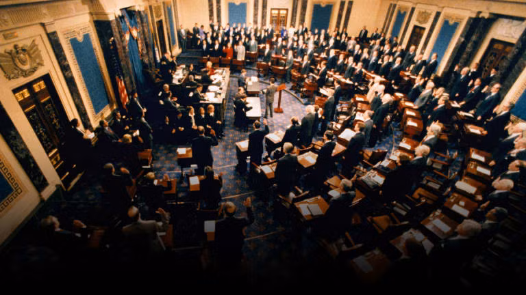 Dieu it biet ve Thuong vien My - noi sap xet xu luan toi Tong thong Trump-Hinh-7