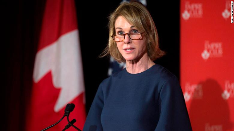 My-Trieu cang nhu day dan vi “qua Giang sinh” cua Binh Nhuong-Hinh-8