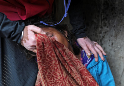 Người thân của nạn nhân đau lòng sau cái chết của cô.