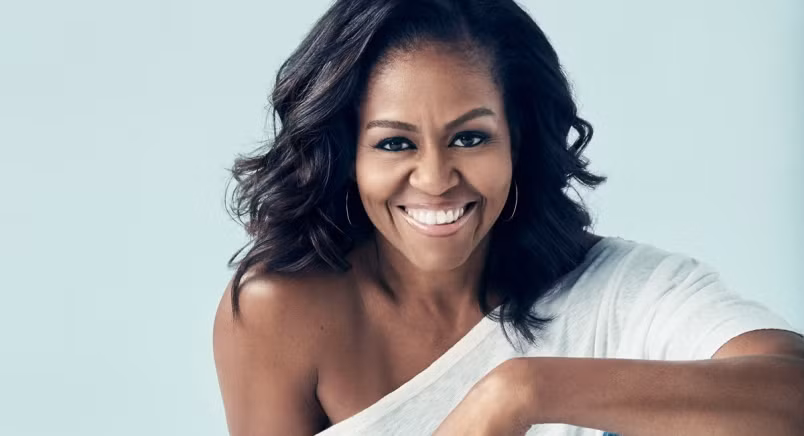 Đến năm 1993, bà trở thành giám đốc điều hành văn phòng Chicago của Public Allies, một tổ chức phi lợi nhuận chủ trương khuyến khích giới trẻ tham gia các hoạt động xã hội do các cơ quan chính phủ hoặc các nhóm thiện nguyện điều hành. Ảnh: VC.