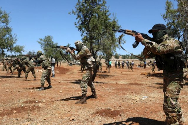 Khung bo HTS “chet nhu nga ra” tren chien truong Idlib