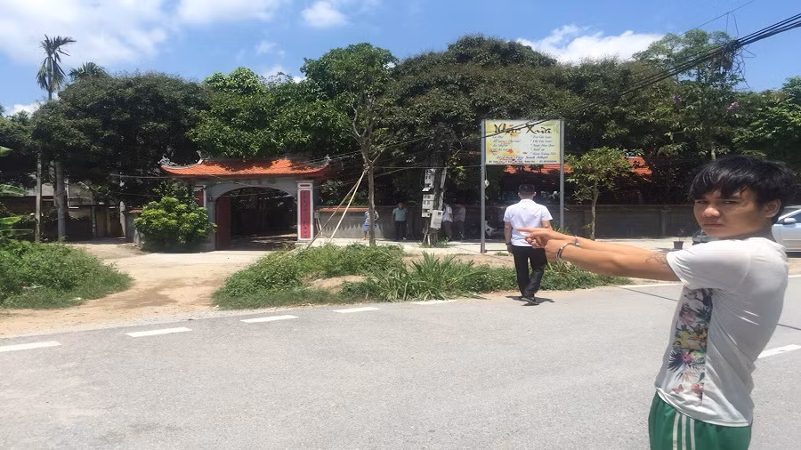 Hung Yen: Bi nghi ngo sam so ban gai, dung dao dam 3 nguoi thuong vong