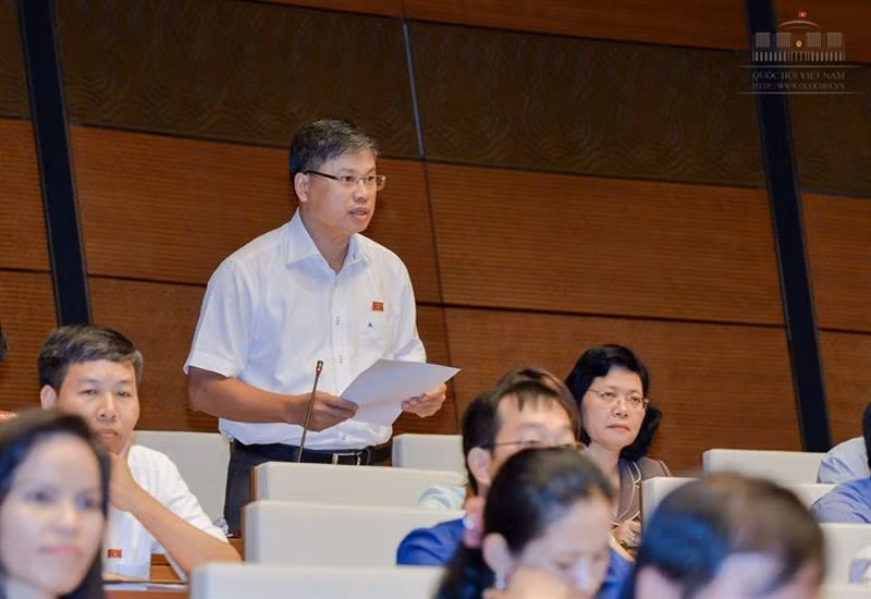 DBQH: Dang tiec hang ngan ha “dat vang” chi doi lay tru so, cong chao