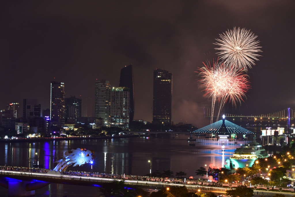 Đó là một màn trình diễn độc đáo, vui vẻ được lấy cảm hứng từ sức mạnh của nhạc rock.