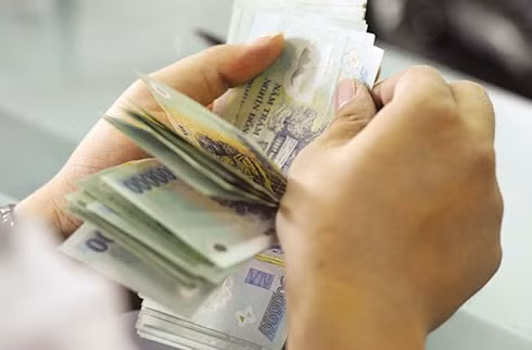 Muc luong co so tang len 1.390.000 dong/thang tu ngay 1/7