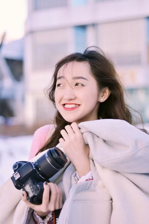 Lam them kiem 85 trieu/thang: Nu du hoc sinh bi "nem da"-Hinh-6