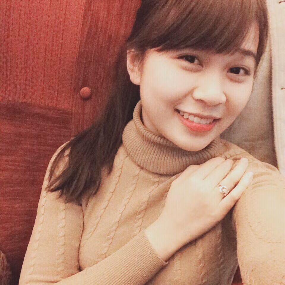 Trên mạng, Trà My vẫn chăm chỉ làm công việc kinh doanh, bán hàng thời trang online. Tuy là những công việc thiên về cá nhân và mang tính chất kinh doanh nhỏ lẻ nhưng nó cũng đủ giúp Trà My có cuộc sống ổn định.