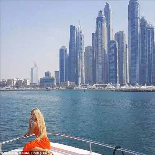 Mỗi ngày đối với những thanh niên này đều là những kỳ nghỉ.