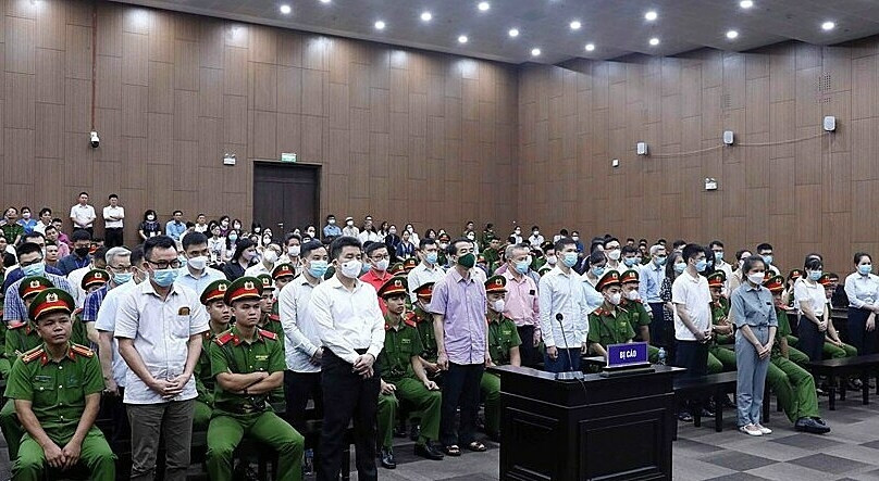 Tiep tuc phien toa vu an “chuyen bay giai cuu” sau khi tam dung