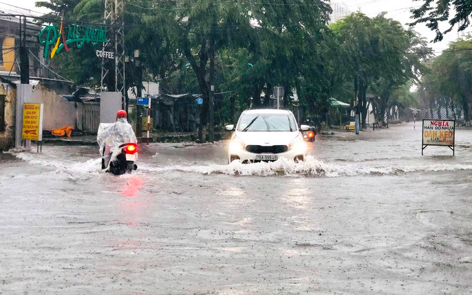 Dự báo thời tiết hôm nay 19/7: Nhiều nơi có mưa to đến rất to Du bao thoi tiet hom nay 19/7: Nhieu noi co mua to den rat to
