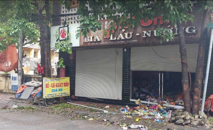 Chay nha khien 2 tre nho tu vong, 3 nguoi bi thuong o Hoa Binh