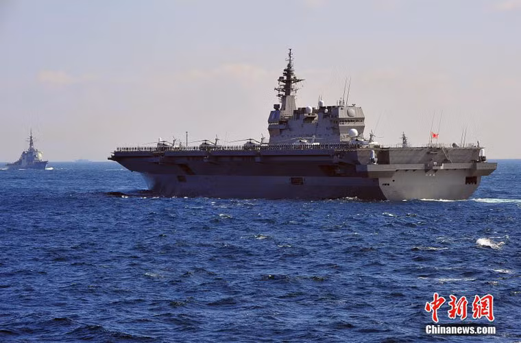 Tàu chiến lớn nhất Nhật Bản kể từ sau CTTG 2 – khu trục chở trực thăng JDS Izumo (DDH-183).