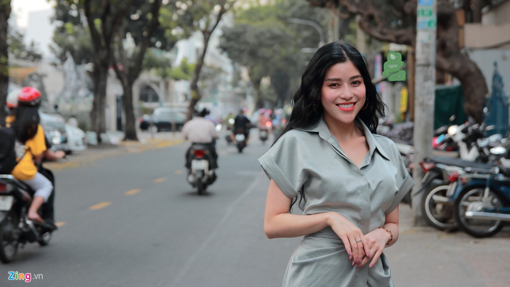 Sau cuộc thi, Trần Ngọc Ánh theo đuổi nhiều phong cách âm nhạc, mới đây, cô quyết định trở lại với ballad. Chia sẻ với Zing.vn, cô cho biết: "Sau khi đạt danh hiệu quán quân The Voice 2018, tôi có bước đệm lớn, không phải vất vả vào nghề như nhiều ca sĩ mới. Nhưng áp lực cũng nhiều, tôi làm bất cứ điều gì, tốt thì không sao, không tốt là bị để ý". Nữ ca sĩ cho mình 5 năm để làm nghề, nếu không thành công hơn, sẽ dừng lại.