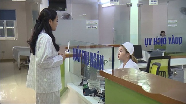 Đến tập 39, Huệ được đưa vào bệnh viện vì tai nạn. Khi y tá hỏi “Có phải bệnh nhân Nguyễn Thu Huệ không?”, Huệ liền gật đầu.