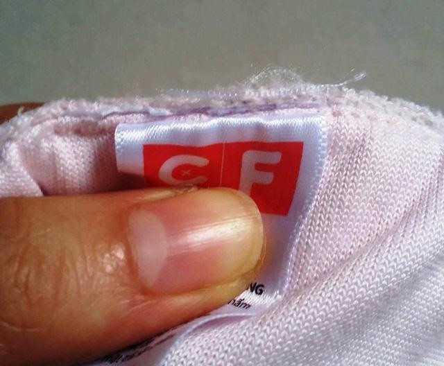 Con Cưng cho rằng sản phẩm lỗi từ nhà cung cấp Thái Lan