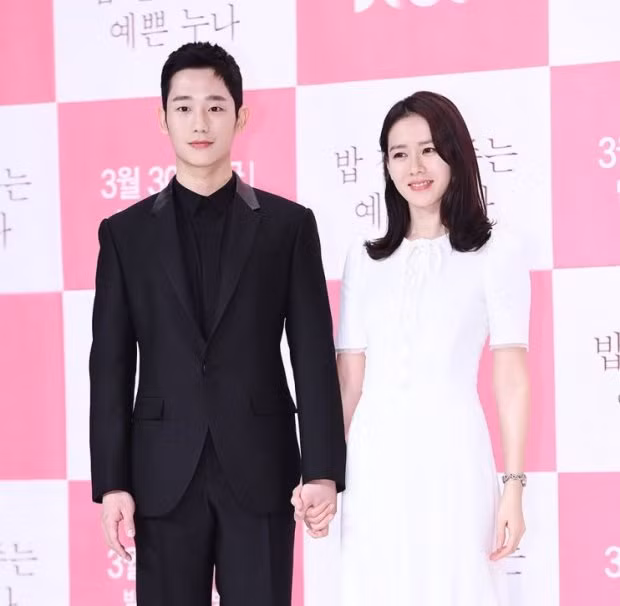 Vai chính bộ phim Chị đẹp mua cơm ngon cho tôi là nấc thang mới cho con đường nghệ thuật của anh.